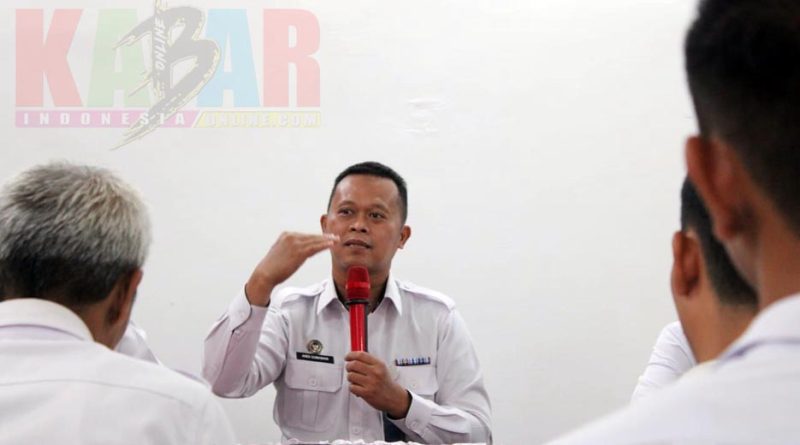 Selain UPAYA Pemberantasan NARKOBA dan HandPhone, KALAPAS Kota Agung Sampaikan PERIHAL Penting Sebagai ATENSI Pimpinan Dalam RAPAT Dinas Pegawai